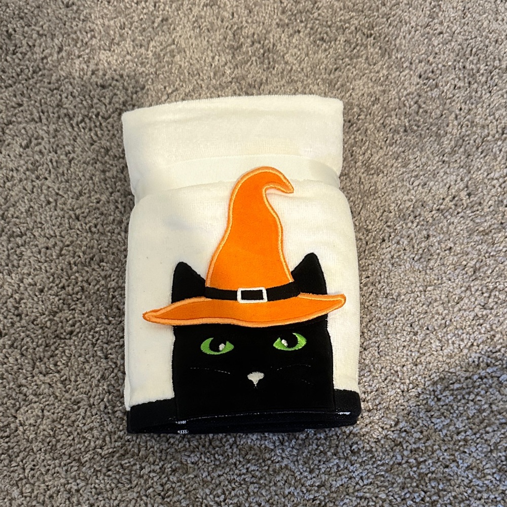 Kassatex Halloween Cat Towel Set - Black and Orange